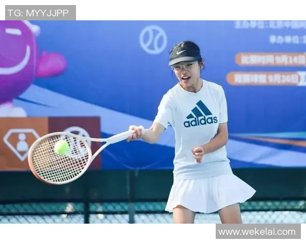 周静专访：从青涩球员到网球精英的成长之路回顾